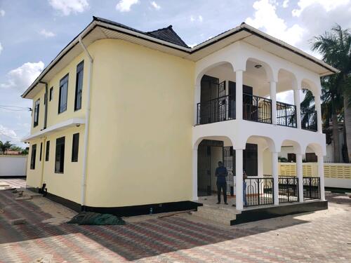 3BEDROOMS HOUSE AT MBEZI BEACH KIDIMBWI