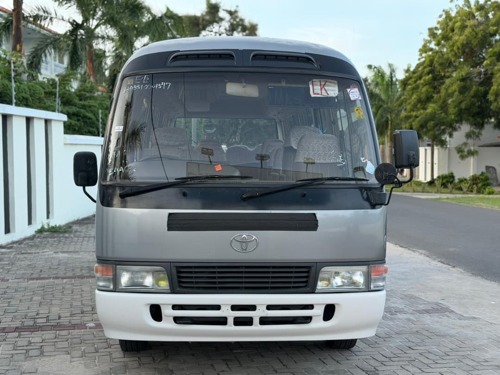 NAUZA TOYOTA COASTER 