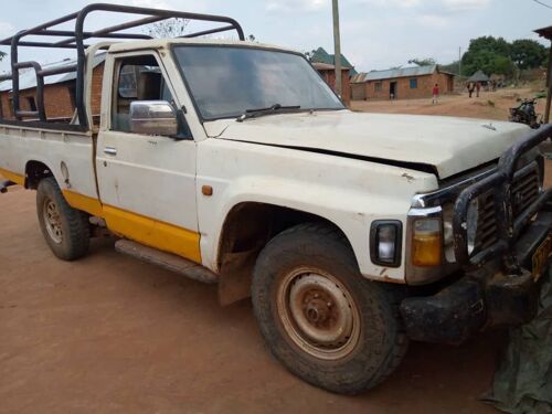 NISSAN PATROL SAFARI PICKUP 