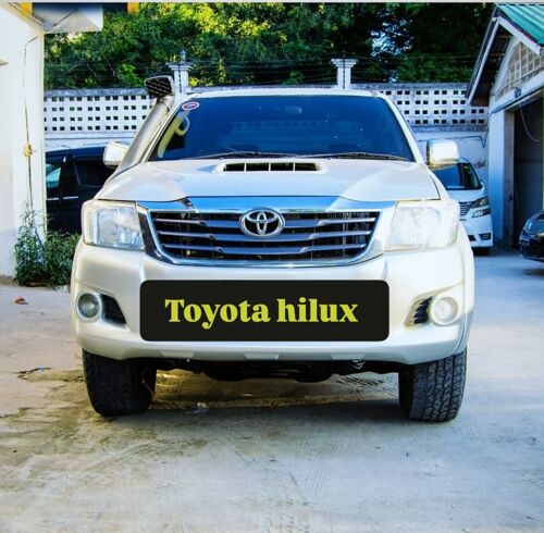 Toyota Hiliux mpya jamani 
