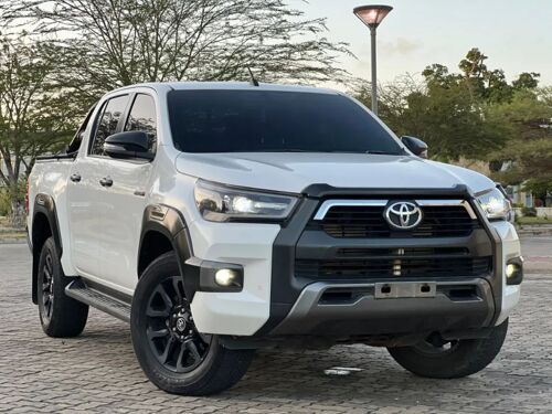 2021 TOYOTA HILUX LEGEND 52 