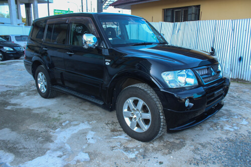 MITSUBISHI PAJERO