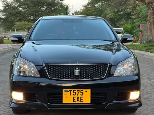 Toyota Crown Athlete EAE