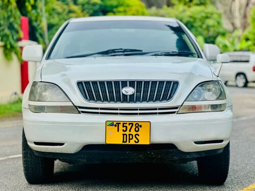 Toyota harrier 