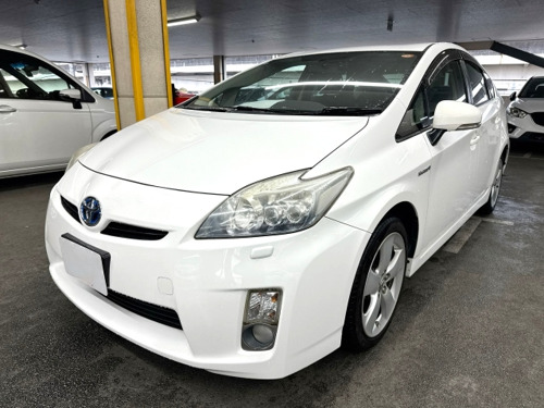 TOYOTA : PRIUS 2010