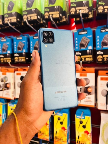 Samsung A12