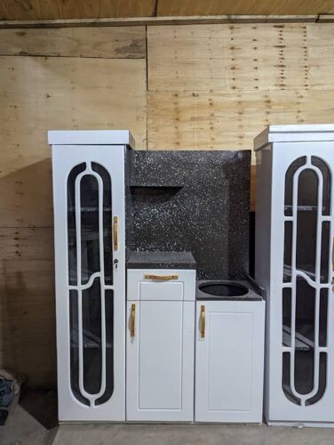 Kitchen cabinets 