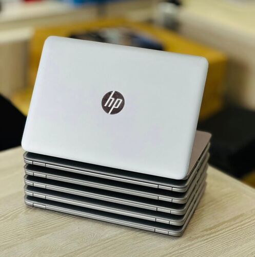 Hp elitebook 820 core i3