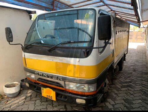 Mitsubishi canter 1