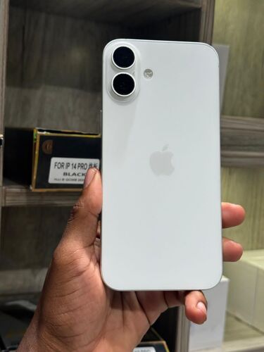 iPhone 16 Plus