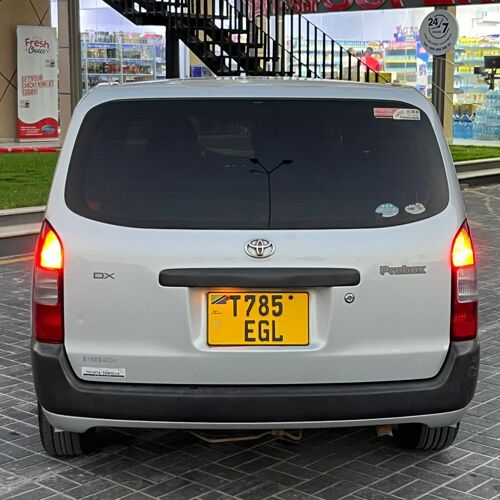 NAUZA TOYOTA PROBOX NZURI 