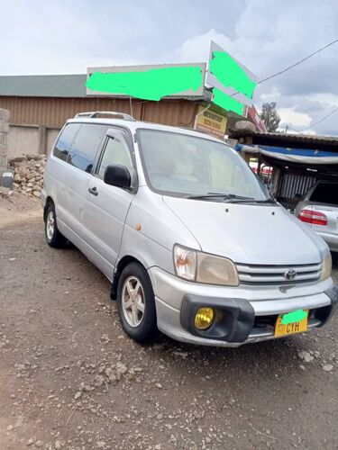 TOYOTA NOAH FIELD TOUR 