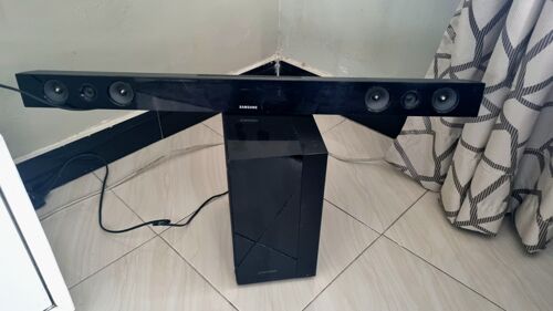 SAMSUNG SOUND BAR