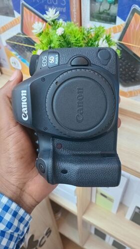 Canon 6d Mark ii Body