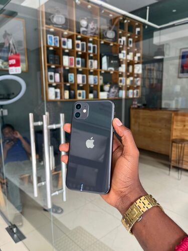 iPhone 11Plain GB 128