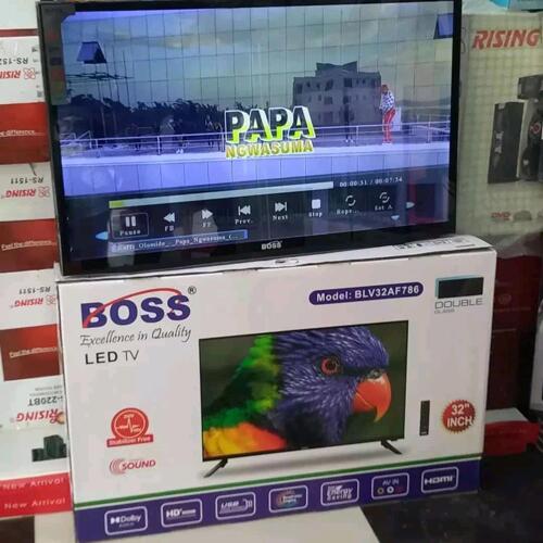 32 BOSS DOUBLE Glass TV