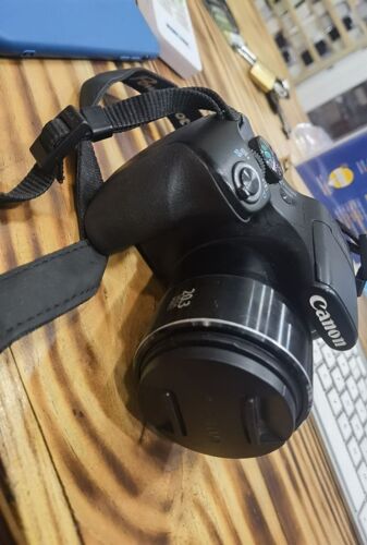 Canon Hs40 digital camera