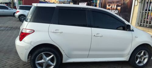 TOYOTA IST CC 1290 FULL AC