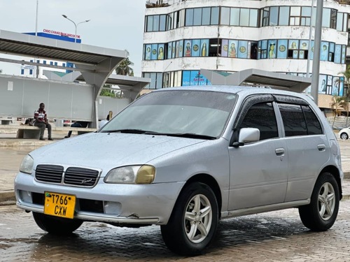 Toyota starlet 