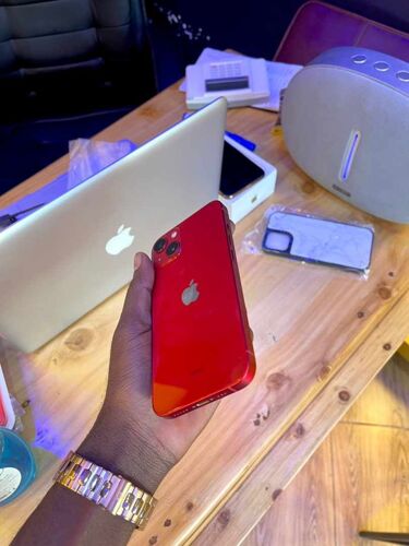 iPhone 13plain gb128 Clean