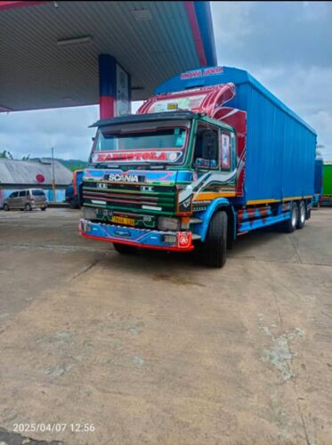 SCANIA 113