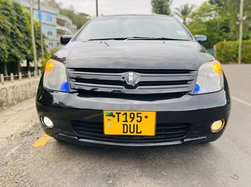 Toyota IST cc1290