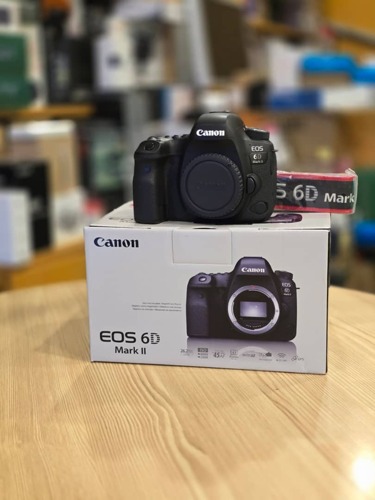 CANON 6D MARK II