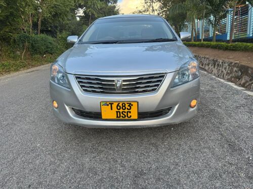 Toyota premio f new model 