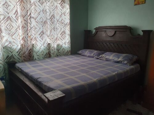 Wood bed