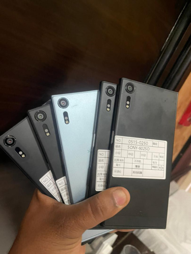 SONY XZ1