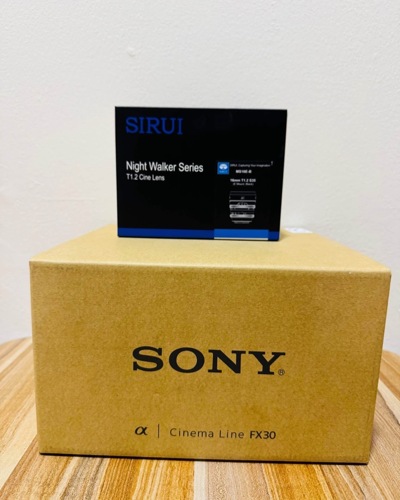 SONY CINEMA LINE FX30