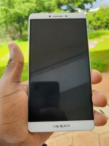 Oppo R7 Plus