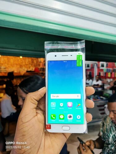 Oppo A57,gb 32 ram 3