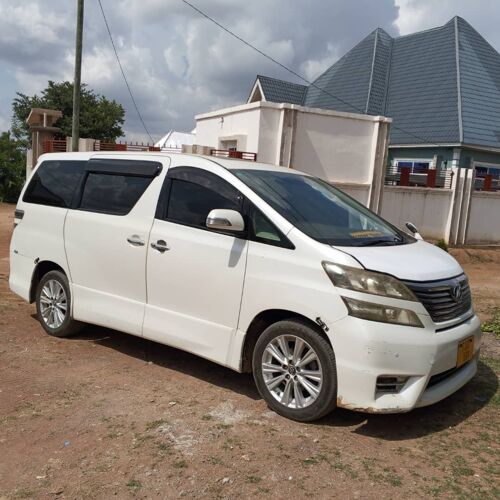 Toyota Alphad 