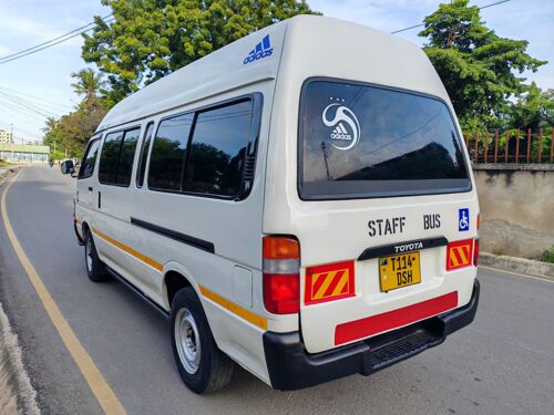 Toyota Hiace 5L manual 