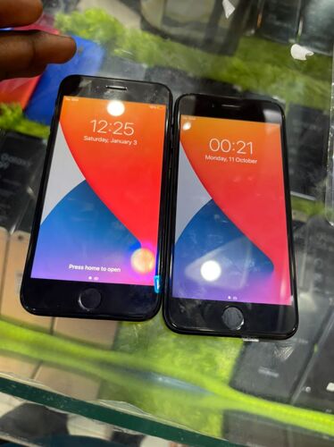 IPhone 7 plain