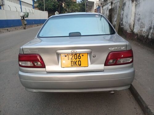Toyota Carina 