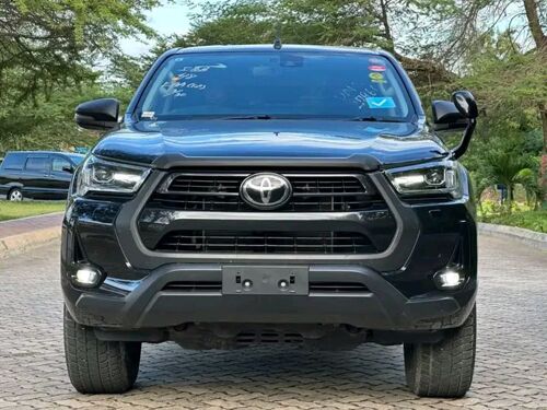 TOYOTA HILUX NAUZA NEW 