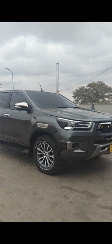 Toyota Hilux Revo