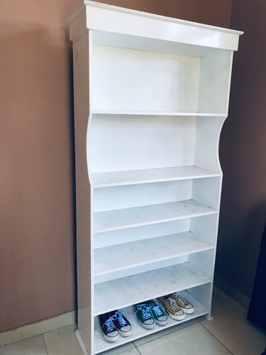 SHOE RACK