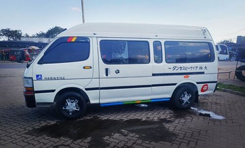 Hiace 3lnzuri 0759643459mmilik