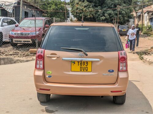 Toyota raum
