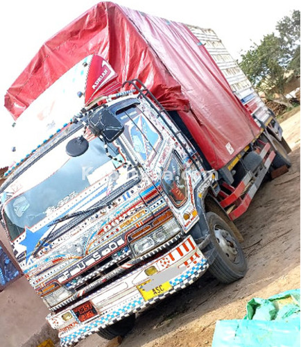 Mitsubishi Fuso Long base Truck