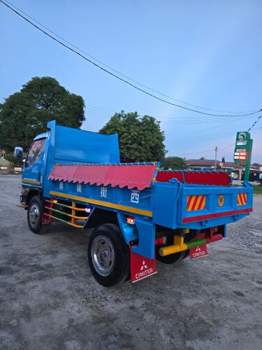 Canter tipa tipper 4d33 