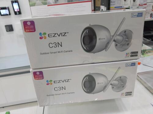 Wireless smart stand alone cctv camera