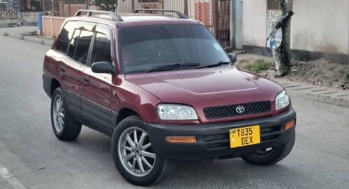 Rav 4 inauzwa million 11.8