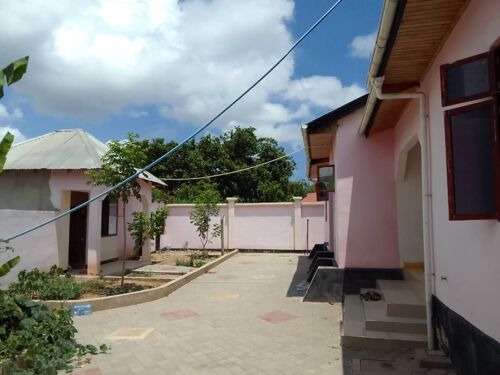 4 bedrooms house for rent