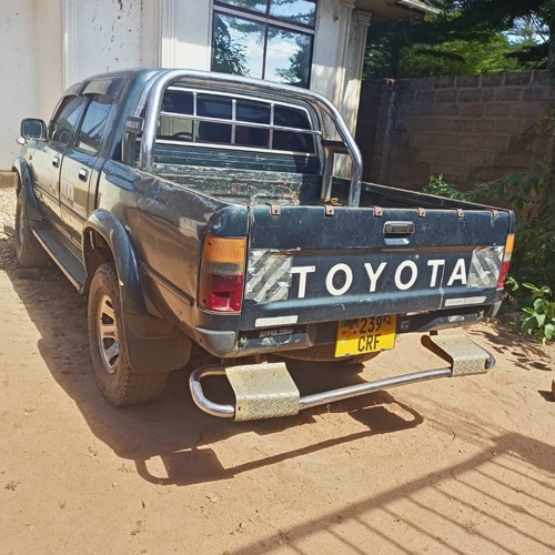 Hilux double kibin 2.8 ya juu