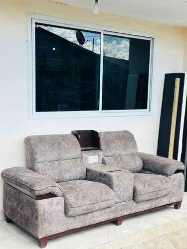 Sofa Kali la kisasa