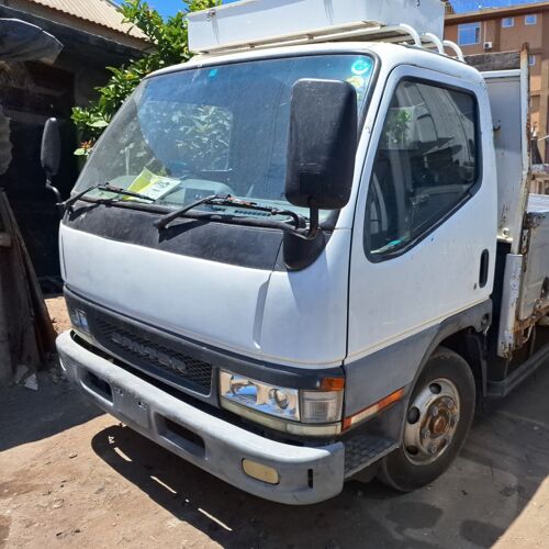 Mitsubishi Canter Tandam